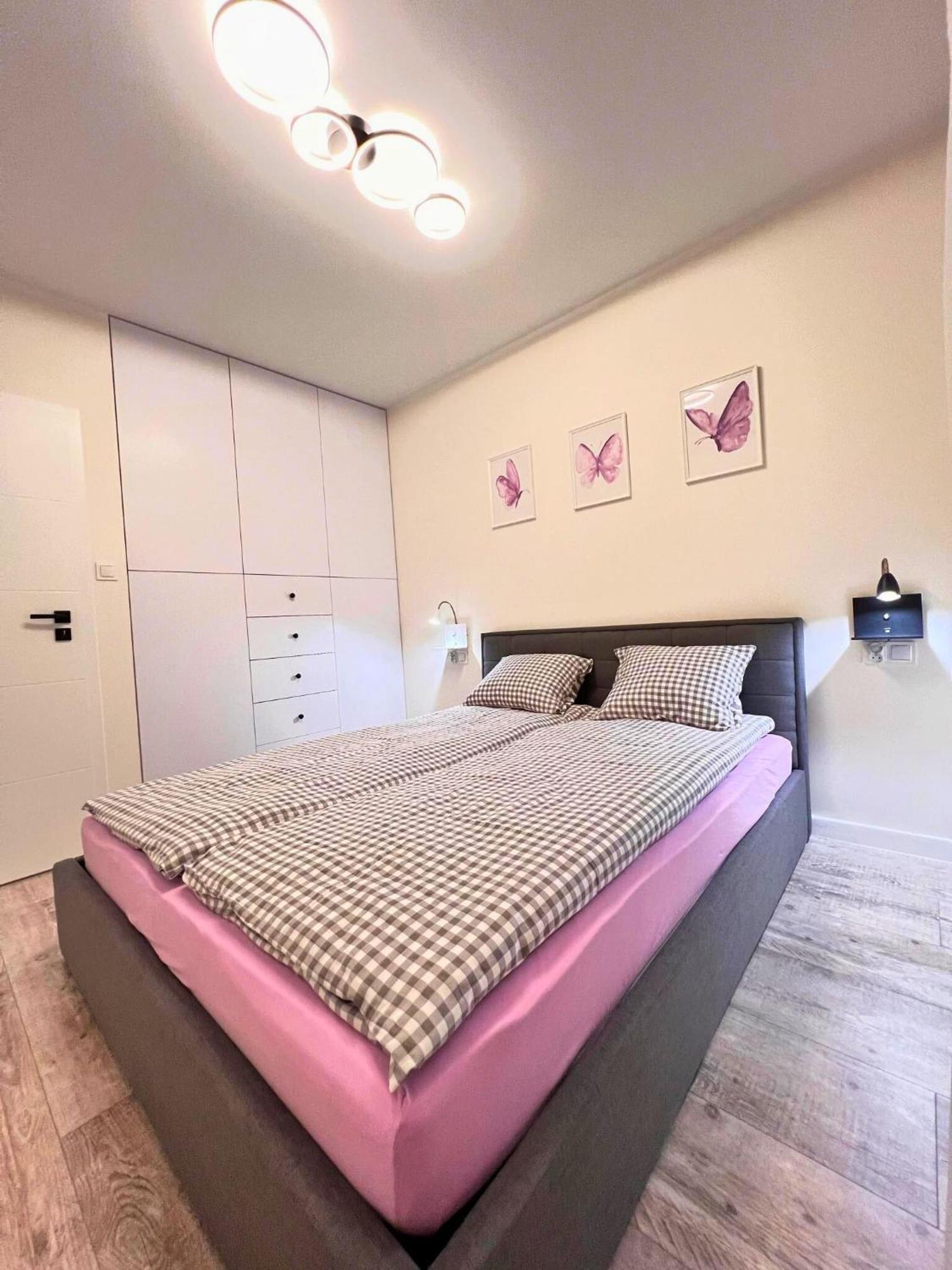 Apartament Purple 波兹南 外观 照片